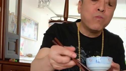 吃瓜网红东北大哥是谁,吃瓜网红东北大哥的真实身份 第2张 吃瓜网红东北大哥是谁,吃瓜网红东北大哥的真实身份 第2张