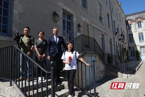 娱乐大爆料背景故事视频,揭秘幕后真相,带你走进明星生活的秘密世界 第3张 娱乐大爆料背景故事视频,揭秘幕后真相,带你走进明星生活的秘密世界 第3张